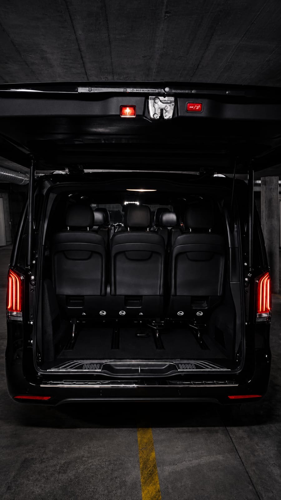Coffre Mercedes Classe V avec sièges arrière en cuir